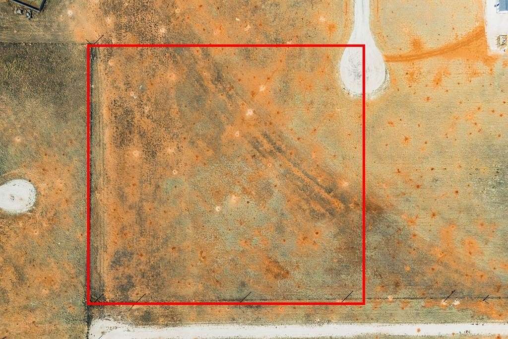 5.49 Acres of Residential Land for Sale in Seminole, Texas