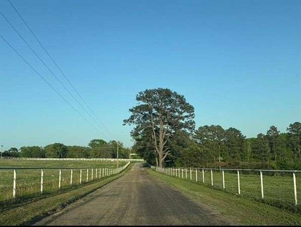 26.8 Acres of Land for Sale in Longview, Texas