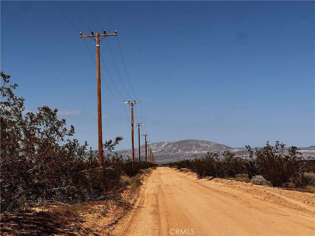 2 Acres of Residential Land for Sale in Joshua Tree, California