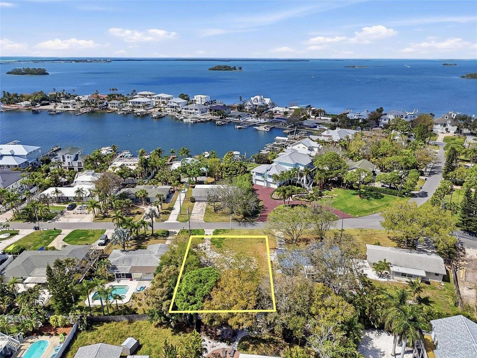 0.22 Acres of Residential Land for Sale in Palm Harbor, Florida