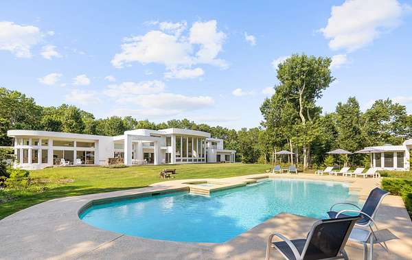 7 Acres of Land with Home for Sale in East Hampton, New York