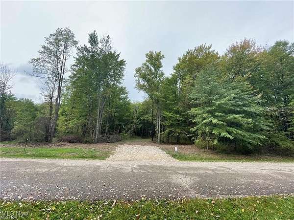 6 Acres of Residential Land for Sale in Alliance, Ohio