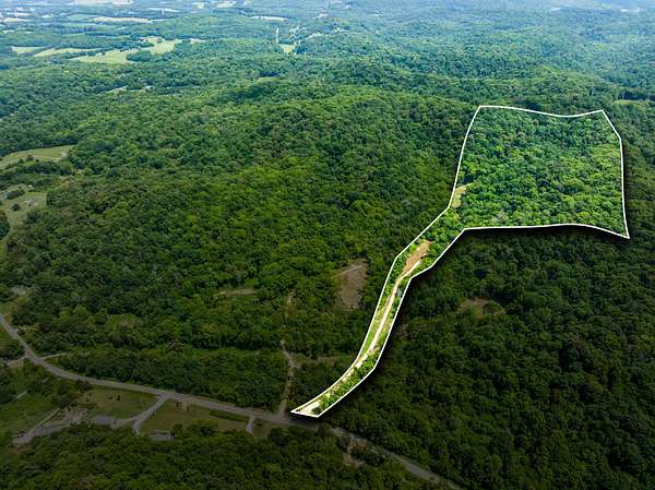 28.4 Acres of Land for Sale in Mount Pleasant, Tennessee