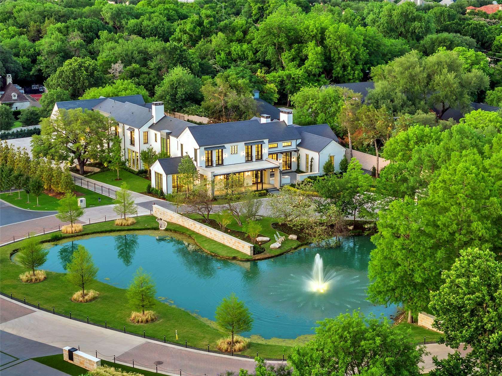 2 Acres of Land with Home for Sale in Dallas, Texas