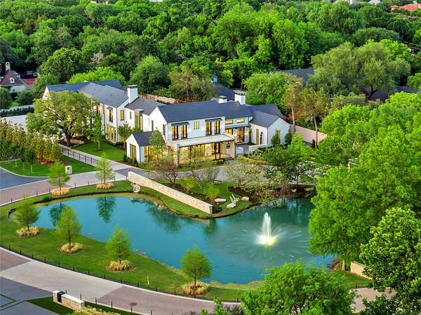 2 Acres of Land with Home for Sale in Dallas, Texas