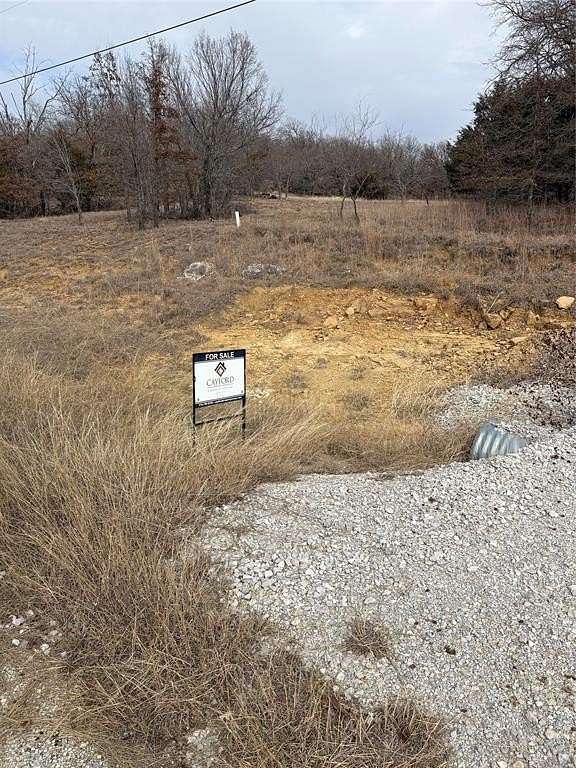 2 Acres of Residential Land for Sale in Bowie, Texas