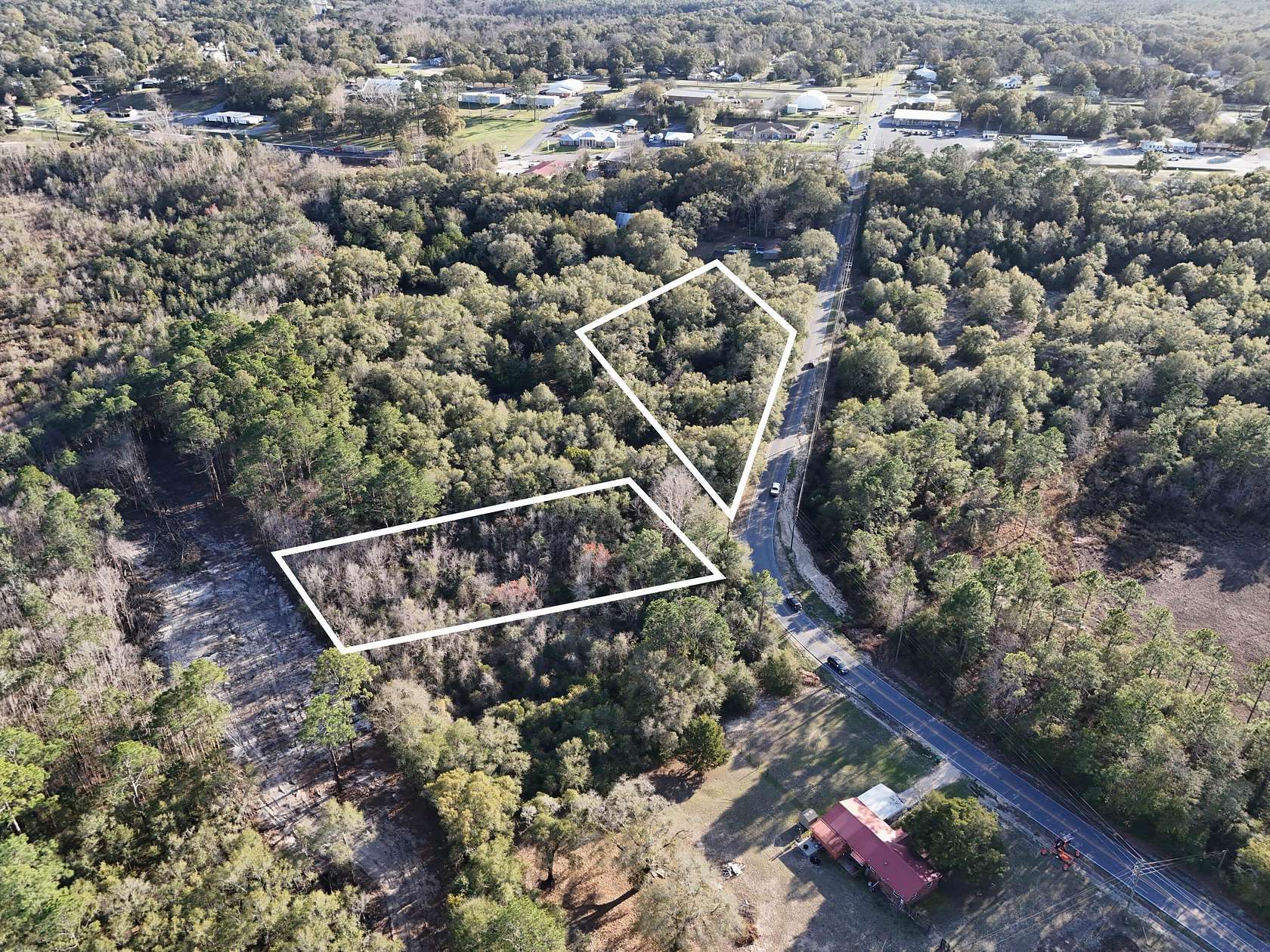 1.33 Acres of Residential Land for Sale in DeFuniak Springs, Florida