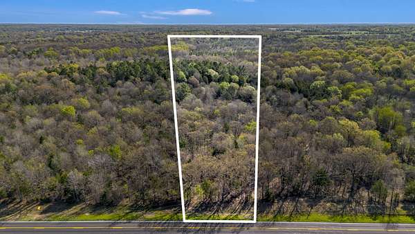 4.5 Acres of Land for Sale in Como, Texas