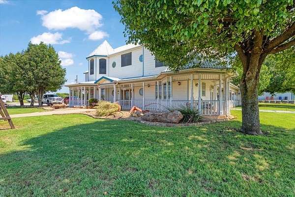 19.7 Acres of Commercial Land for Lease in Van Alstyne, Texas