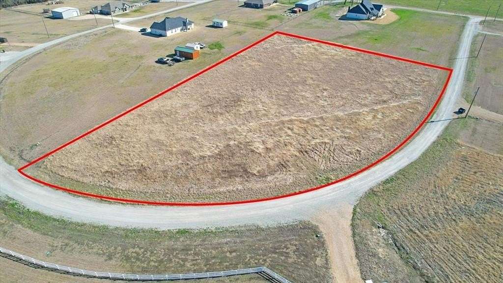 2.1 Acres of Residential Land for Sale in Whitewright, Texas
