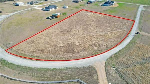 2.1 Acres of Residential Land for Sale in Whitewright, Texas