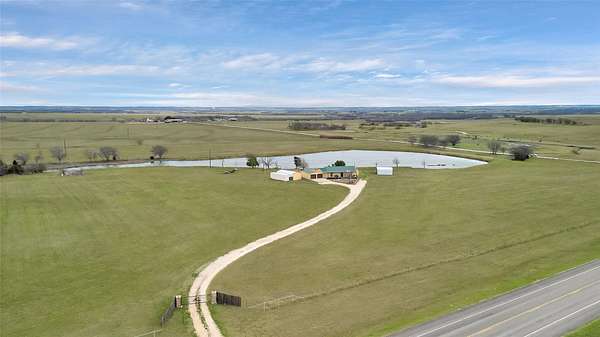 34.1 Acres of Recreational Land with Home for Sale in Hillsboro, Texas