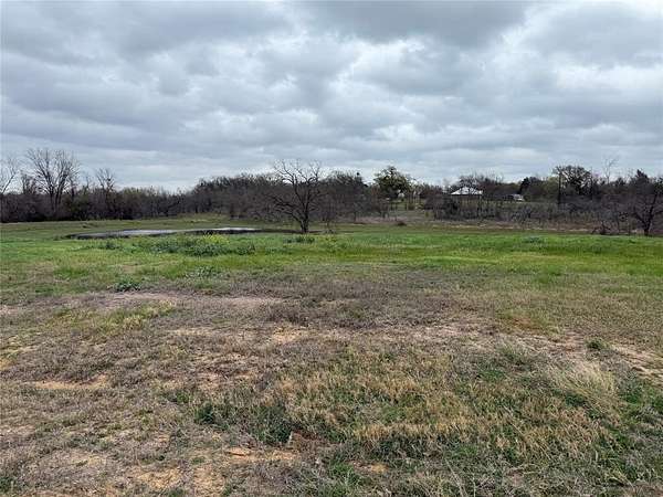 1 Acre of Residential Land for Sale in Corsicana, Texas