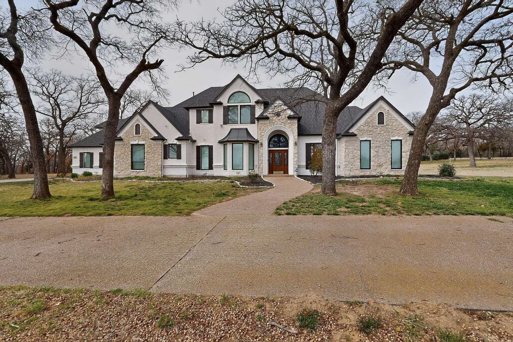 2.52 Acres of Land with Home for Sale in Argyle, Texas