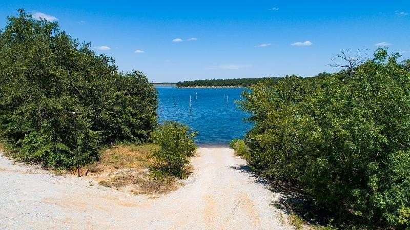 2.38 Acres of Residential Land for Sale in Sunset, Texas