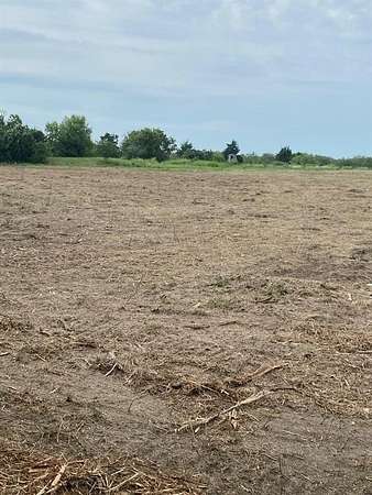 7 Acres of Residential Land for Sale in Corsicana, Texas