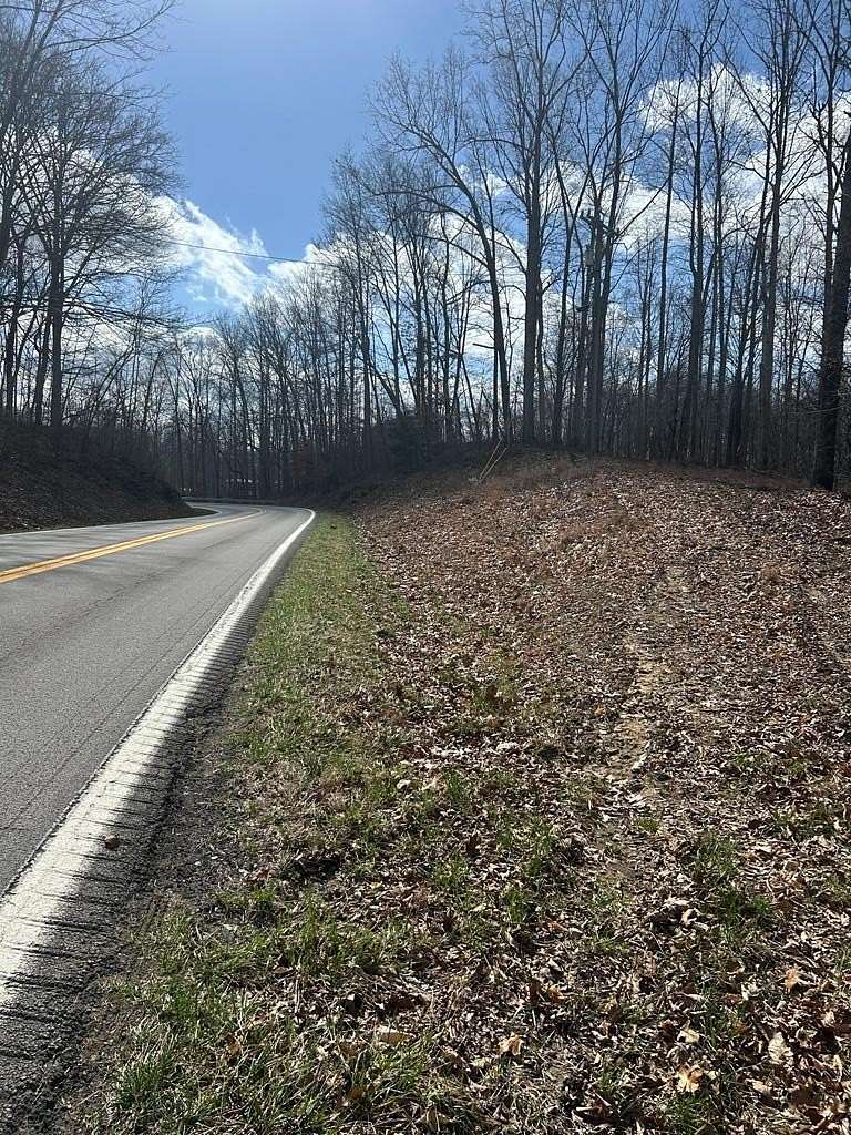 10 Acres of Land for Sale in Albany, Kentucky