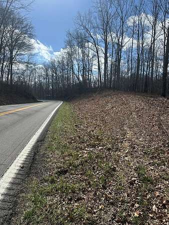 10 Acres of Land for Sale in Albany, Kentucky