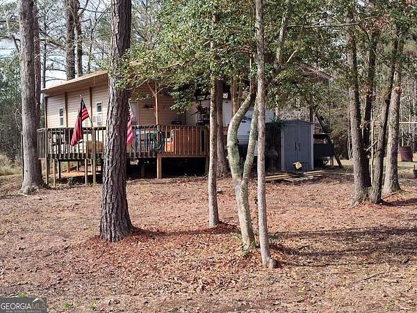 1.75 Acres of Land with Home for Sale in Elberton, Georgia