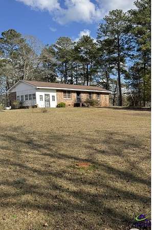 2 Acres of Land with Home for Sale in Barnesville, Georgia