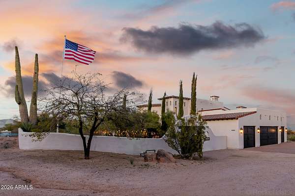 1.64 Acres of Land with Home for Sale in Scottsdale, Arizona