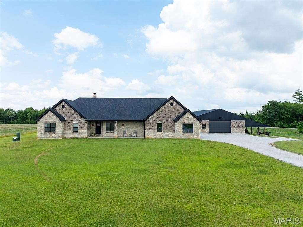 45 Acres of Land with Home for Sale in Perry, Missouri