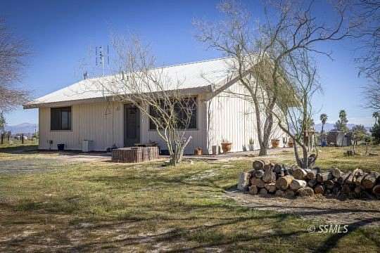 9.13 Acres of Land with Home for Sale in Inyokern, California