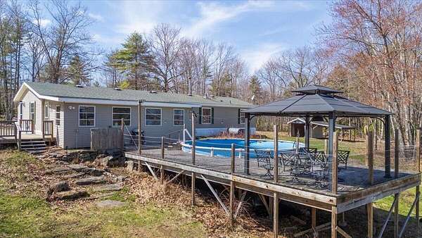 8.59 Acres of Land with Home for Sale in Waldoboro, Maine