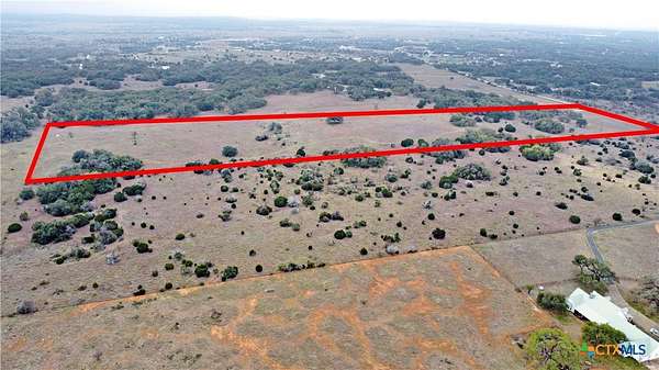 25 Acres of Agricultural & Residential Land for Sale in New Braunfels, Texas