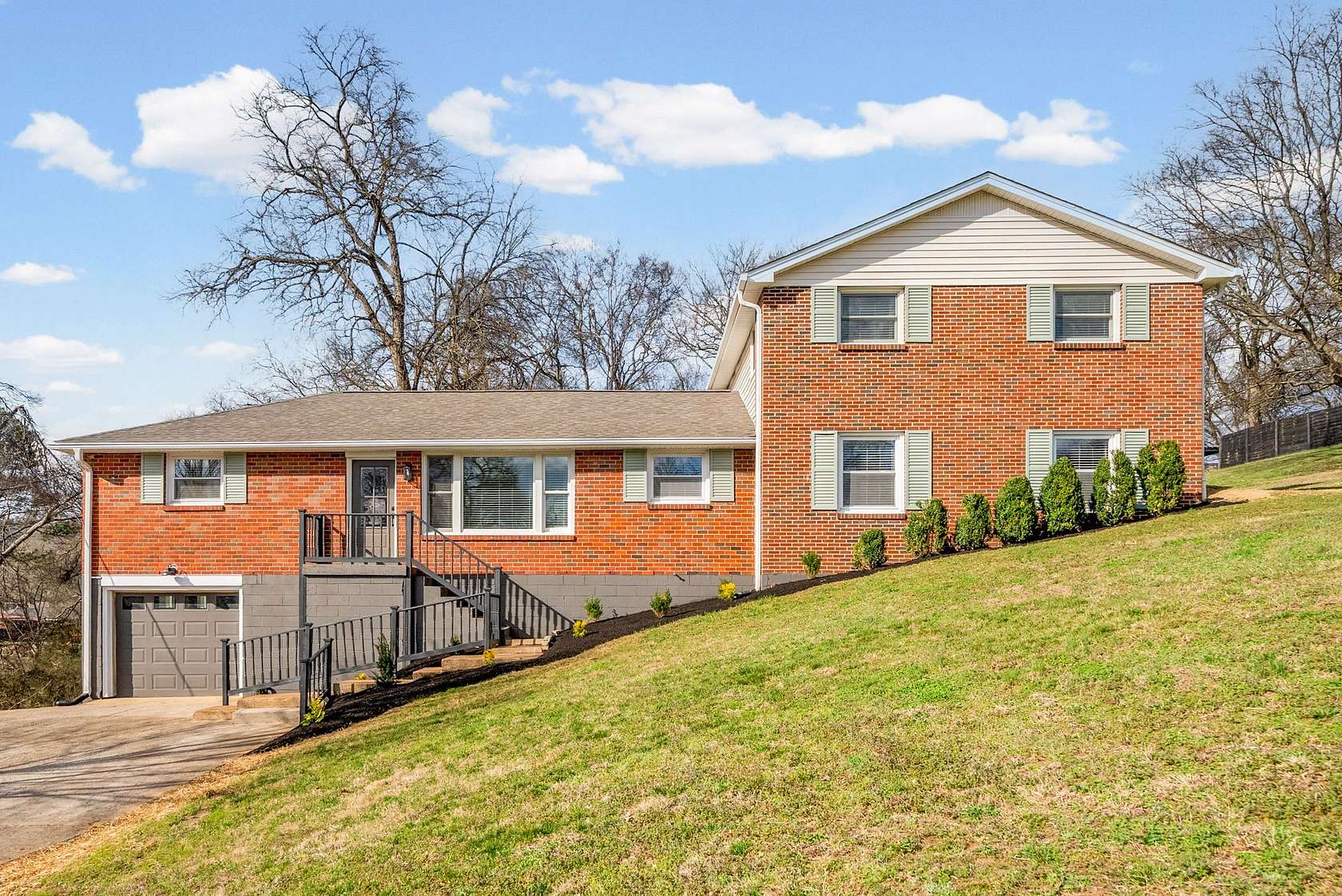 1.9 Acres of Land with Home for Sale in Nashville, Tennessee