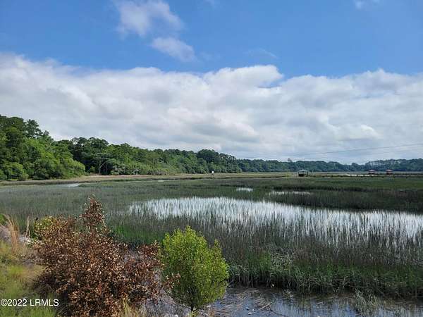 1.39 Acres of Residential Land for Sale in Beaufort, South Carolina