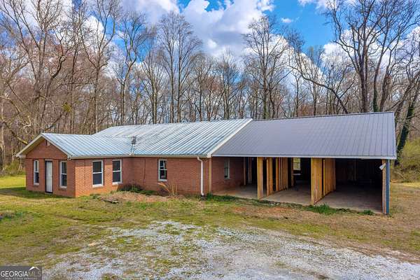 5 Acres of Land with Home for Sale in Hartwell, Georgia