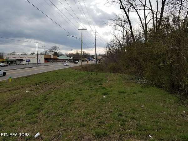 2 Acres of Commercial Land for Sale in Knoxville, Tennessee
