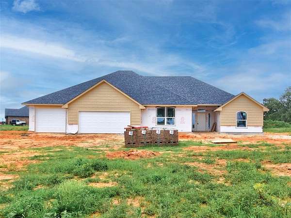 2 Acres of Land with Home for Sale in Chandler, Oklahoma