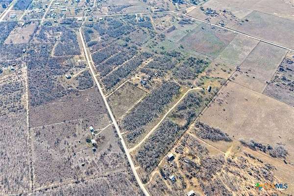 5.15 Acres of Land for Sale in Stockdale, Texas