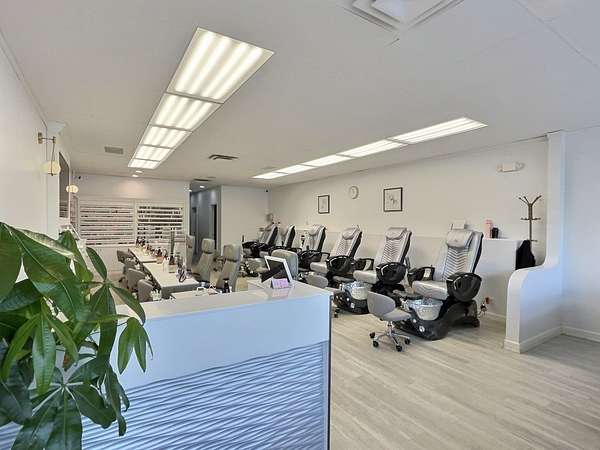 3 Acres of Commercial Land for Sale in Schaumburg, Illinois