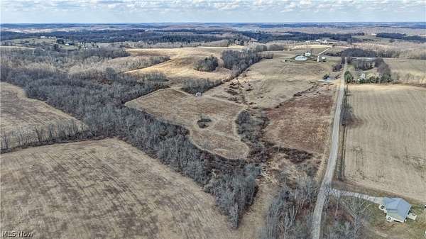 17 Acres of Land for Auction in Zanesville, Ohio