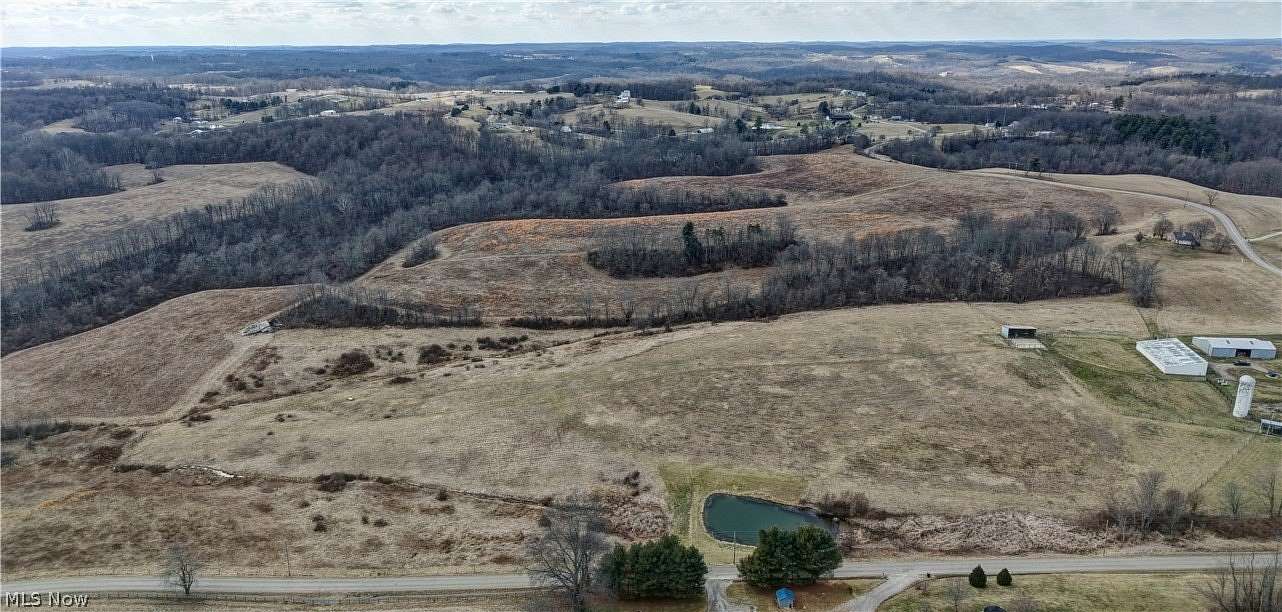 16.5 Acres of Land for Auction in Zanesville, Ohio