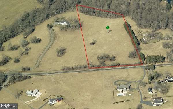 12.5 Acres of Land for Sale in Middleburg, Virginia