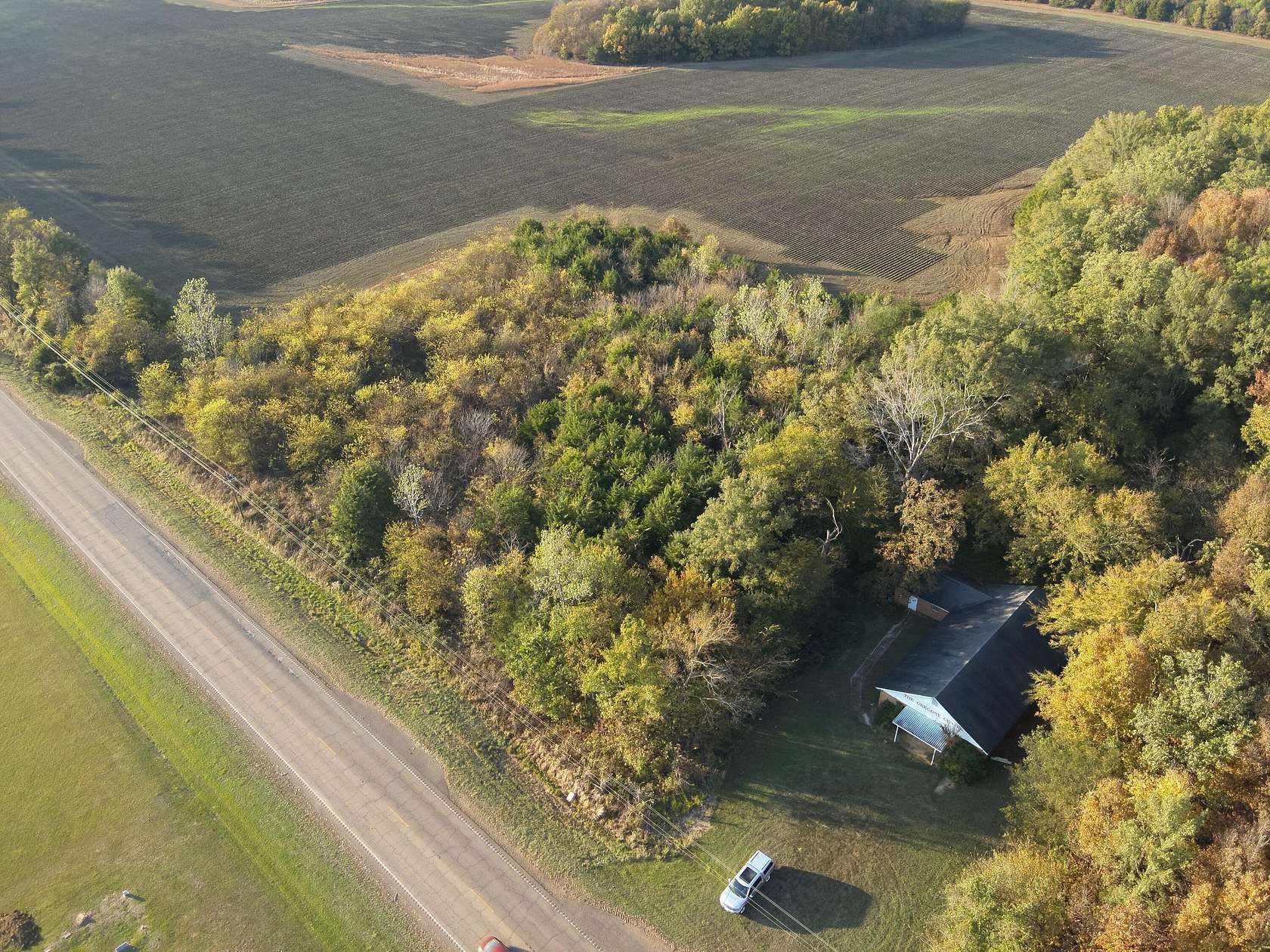 3.2 Acres of Residential Land for Sale in Columbus, Mississippi