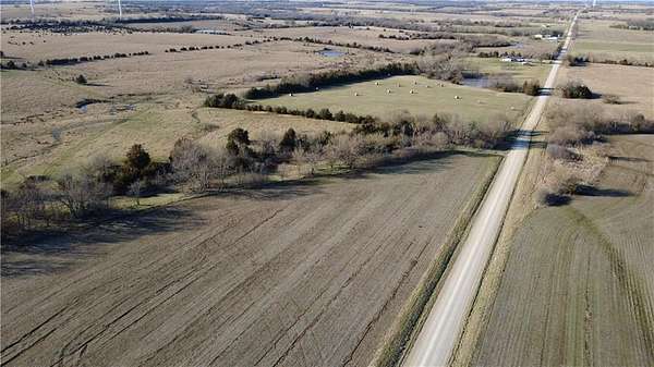230 Acres of Land for Sale in Waverly, Kansas