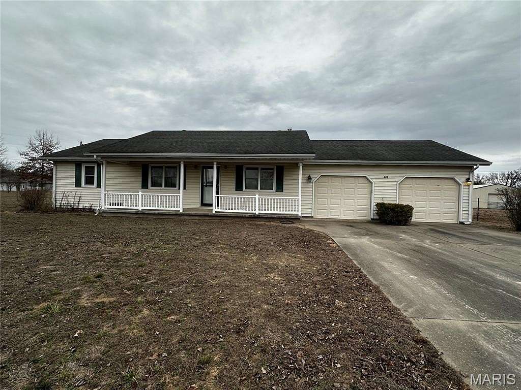 5 Acres of Land with Home for Sale in Benton, Missouri