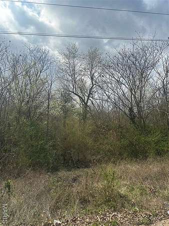 1.6 Acres of Residential Land for Sale in Doniphan, Missouri