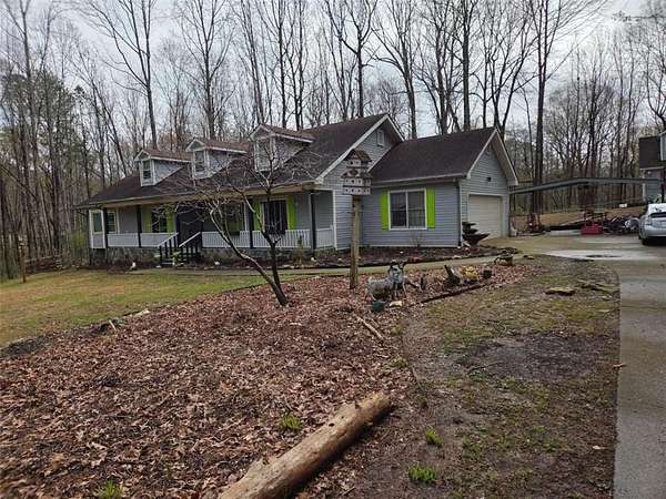 7.5 Acres of Land with Home for Sale in Stockbridge, Georgia