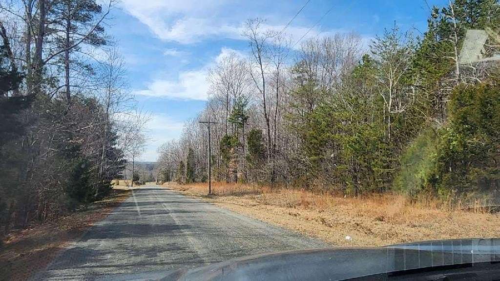 4 Acres of Land for Sale in Farmville, Virginia