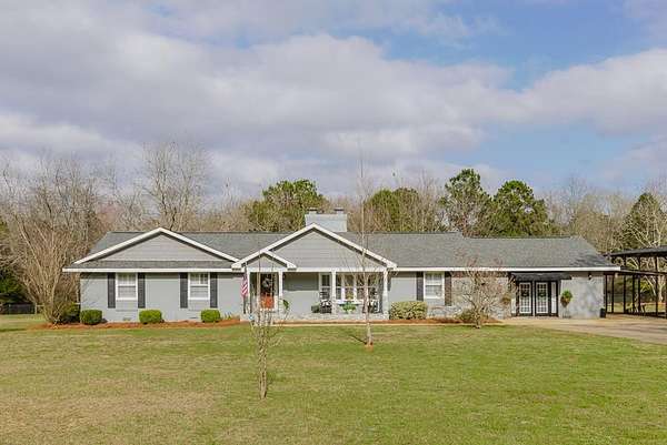1.9 Acres of Land with Home for Sale in Leslie, Georgia