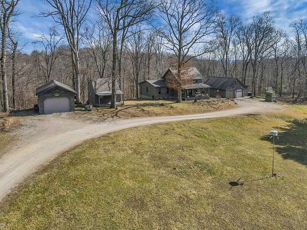 2.16 Acres of Land with Home for Sale in Zanesville, Ohio