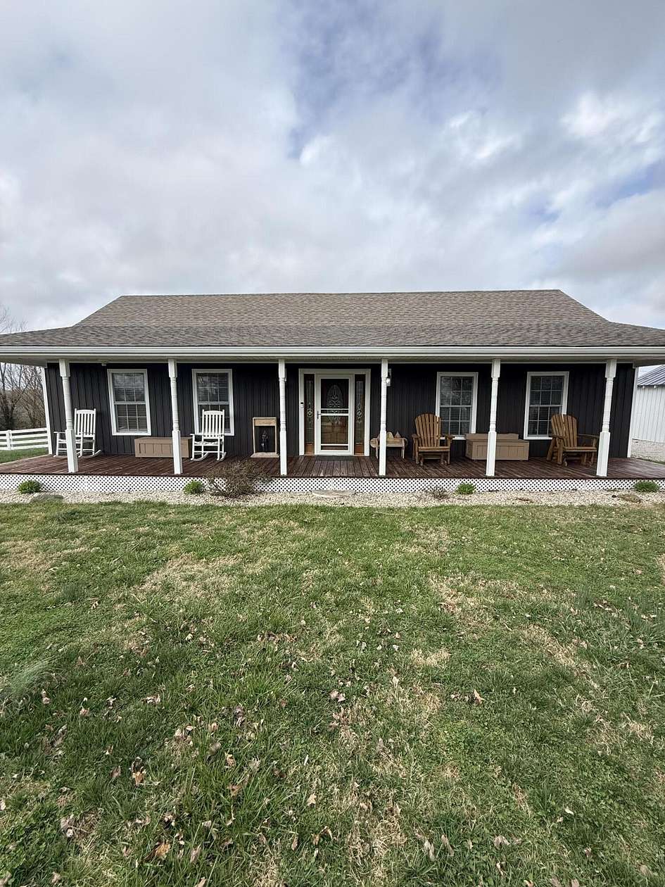 3.25 Acres of Land with Home for Sale in Waynesburg, Kentucky