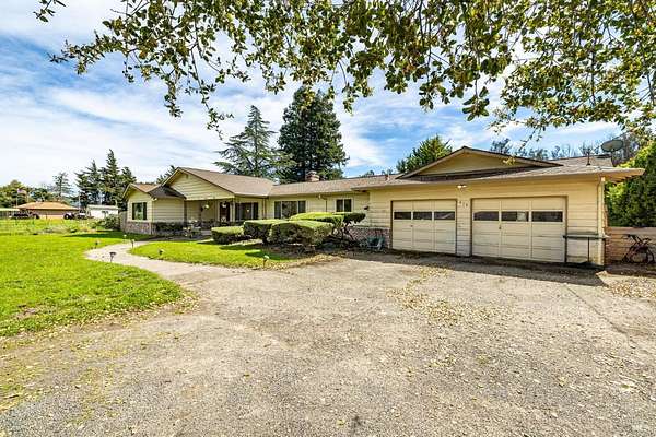 3.87 Acres of Land with Home for Sale in Cotati, California