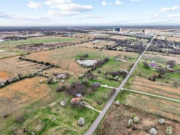 29.4 Acres of Commercial Land for Sale in Durant, Oklahoma
